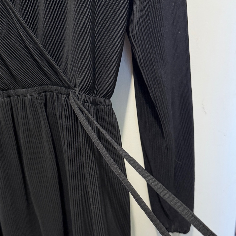 Abercrombie & Fitch Black Long Sleeve Dress - Picture 4 of 5